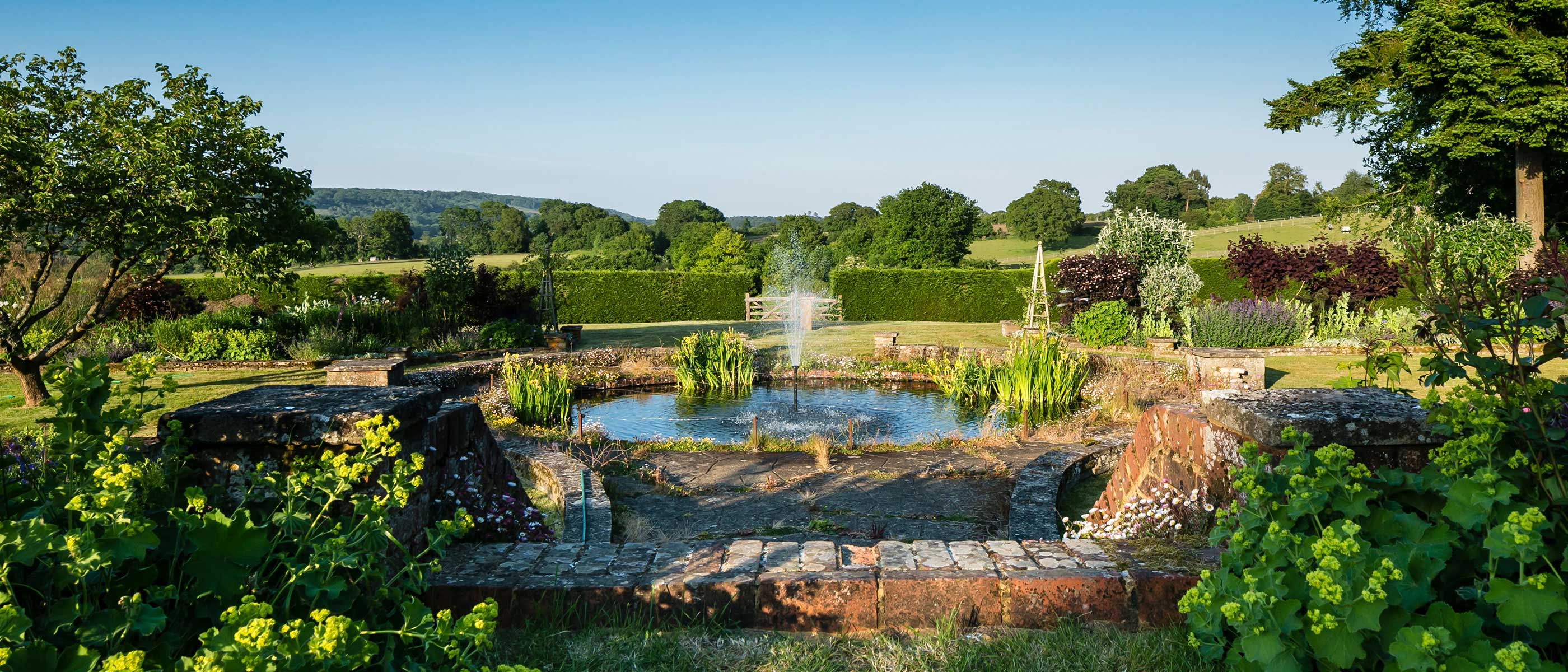 Fern Holt holiday home with a view for groups in Shere Surrey